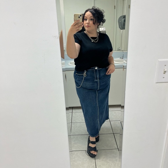 Meet your Posher, Gabby - Picture 13 of 15